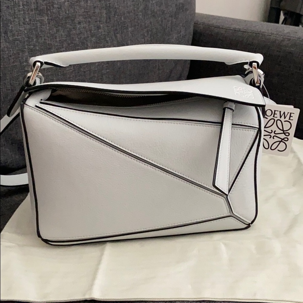 New Loewe Small Puzzle in White